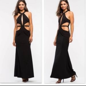 NWT A'GACI KAYLEE CUT OUT HALTER NECK FORMAL MAXI DRESS SIZE SMALL